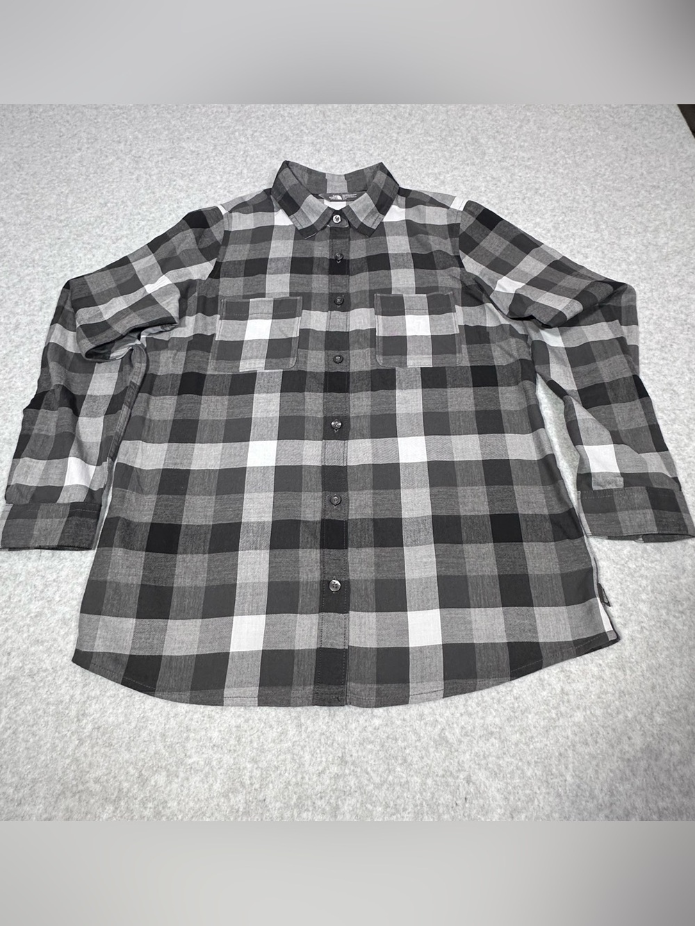 North Face Women’s Classic Black & Gray Plaid Button-Up Shirt